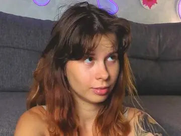 Bongacams Adult Webcam of GirlNextDoorTV