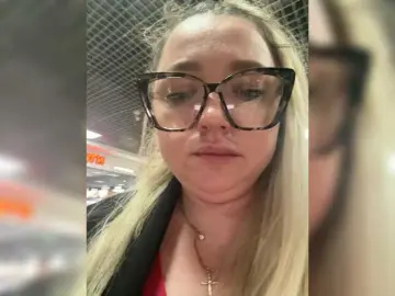 Bongacams Free Porn Cam of KiraMalina