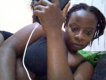 Bongacams Free Porn Cam of Swityass24