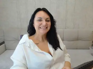Bongacams Live Porn of AngelinaCute