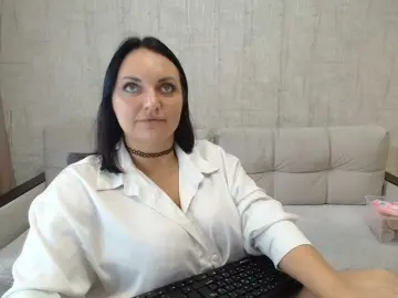 Bongacams Watch Live Sex Cams of AngelinaCute