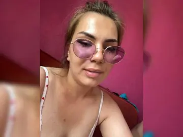 Bongacams Live Sex Cam of Family707