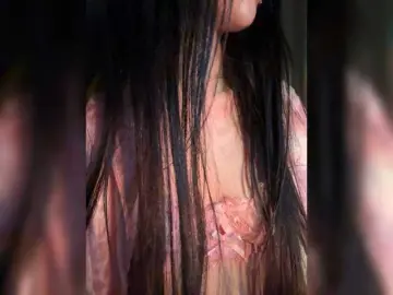 Bongacams Free Porn Cam of LeCriss