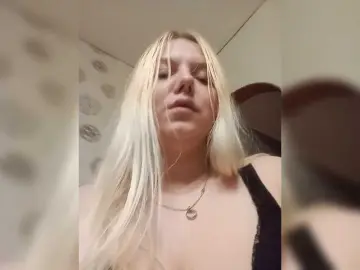 Bongacams Adult Video Chat of Kira-Kriss