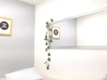 Bongacams Live Sex Cam of louisk2