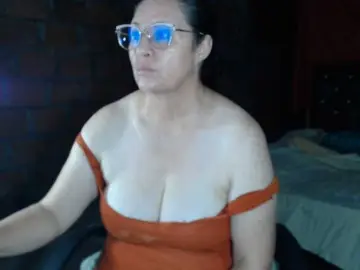 Bongacams Adult Webcam of rouseehotglad