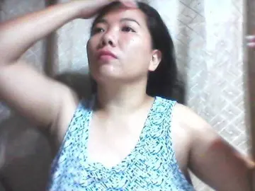 Bongacams Free Porn Cam of asianbigtits09