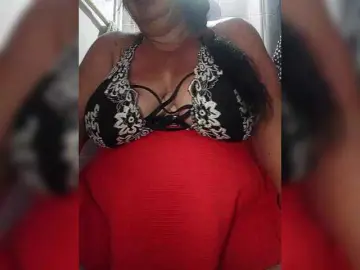 Bongacams Adult Video Chat of Xo4y2sexa