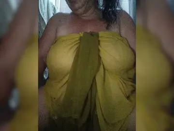 Bongacams Adult Video Chat of Xo4y2sexa