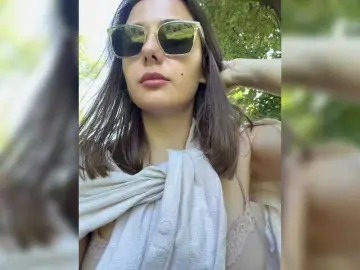 Bongacams Live Sex Cam of lux-AEterna