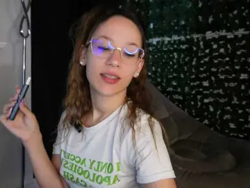 Bongacams Adult Video Chat of NicoleIris