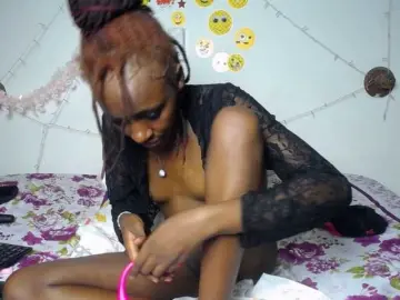 Bongacams Free Porn Cam of QueenAria