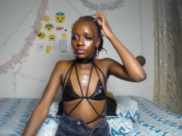 Bongacams Private Sex Chat of QueenAria