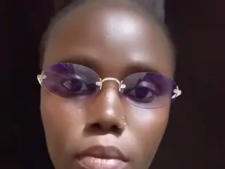 lady--254