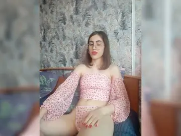 Bongacams Watch Live Sex Cams of kiska-kira