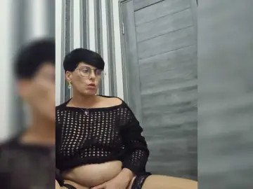 Bongacams Free Porn Cam of -cherry-dance-