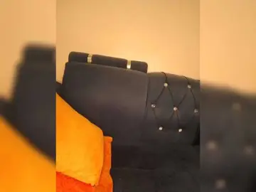 Bongacams Watch Live Sex Cams of KittyKissess