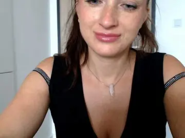 Bongacams Best live sex cam show of LorennePlay