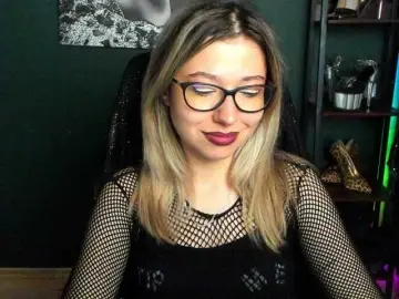 Bongacams Free Porn Cam of xxHeidiLove