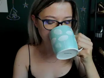 Bongacams Adult Video Chat of xxHeidiLove