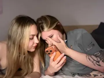 Bongacams Free Live Porn of VelvetTwins