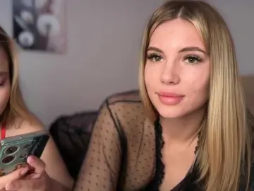 Bongacams Best Webcam of VelvetTwins
