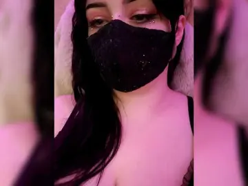 Bongacams Free Live Porn of YennSI