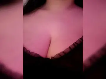 Bongacams Nude Webcam of YennSI