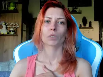 Bongacams Free Porn Cam of karo131324