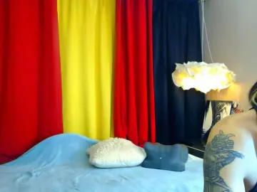 Bongacams Sex Chat of JinnAndJillian