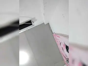 Bongacams Free Live Porn of rosearebluee
