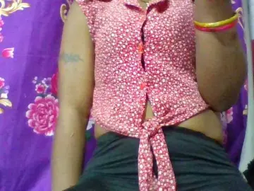 Bongacams Watch Live Sex Cams of Elyah1a