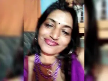 Bongacams Free Live Porn of FiestyQueen