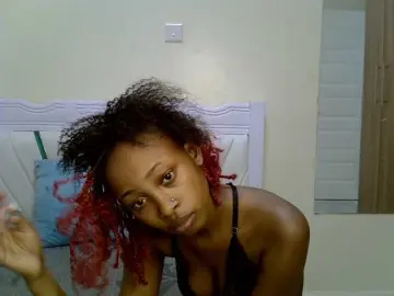 Bongacams Watch Live Sex Cams of PetiteNoir