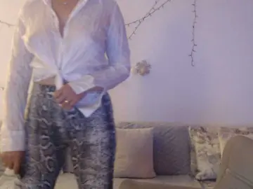 Bongacams Private Sex Chat of goodSnowQueen