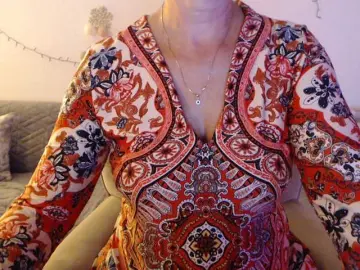 Bongacams Watch Live Sex Cams of goodSnowQueen