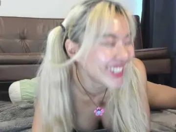 Bongacams Free Porn Cam of AlissaSky