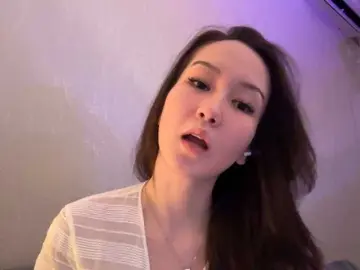 Bongacams Watch Live Sex Cams of CrazyAleona
