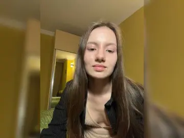Bongacams Live Sex Cam of MilkaCrystall01