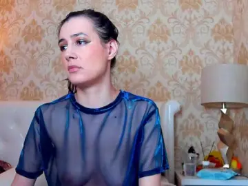 Bongacams Nude Webcam of JuliaHuntX