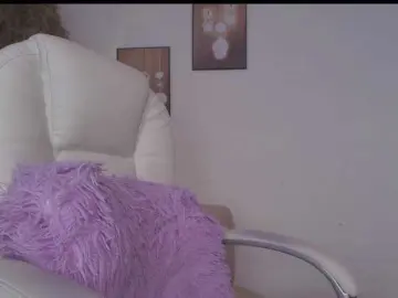 Bongacams Nude Webcam of Octaviarouse