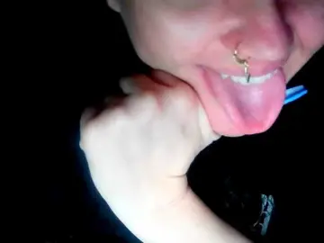 Bongacams Adult Webcam of fetishslut4u