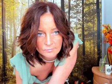 Bongacams Live Sex Cam of SatyneQueen