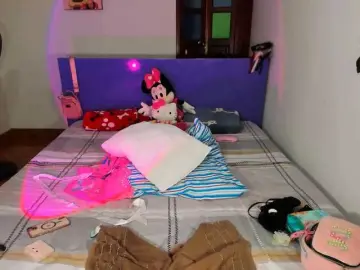 Bongacams Live Sex Cam of Anaislux