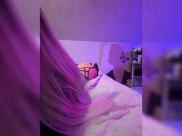 Bongacams Best live sex cam show of HollyPolly111