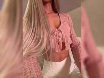 Bongacams Live Sex Cam of HollyPolly111