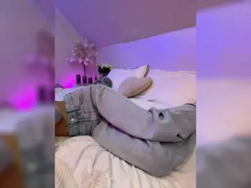 Bongacams Free Live Porn of HollyPolly111