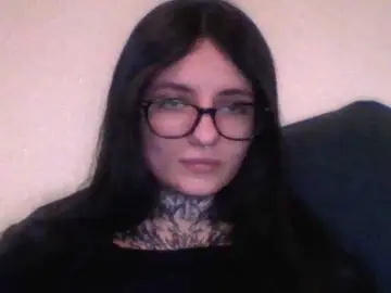 Bongacams Free Porn Cam of Juic7777