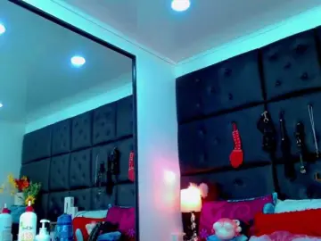 Bongacams Free Porn Cam of Clloelombaard