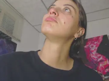 Bongacams Free Porn Cam of mariecam420